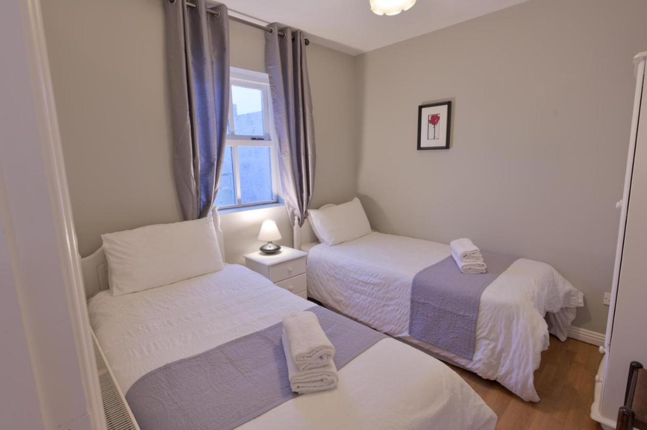 Ocean Breeze Apartment Lahinch Exterior foto